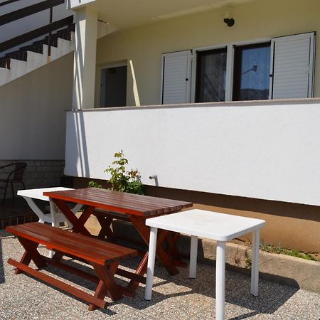 Apartments Aneva 1 Baška Exterior foto